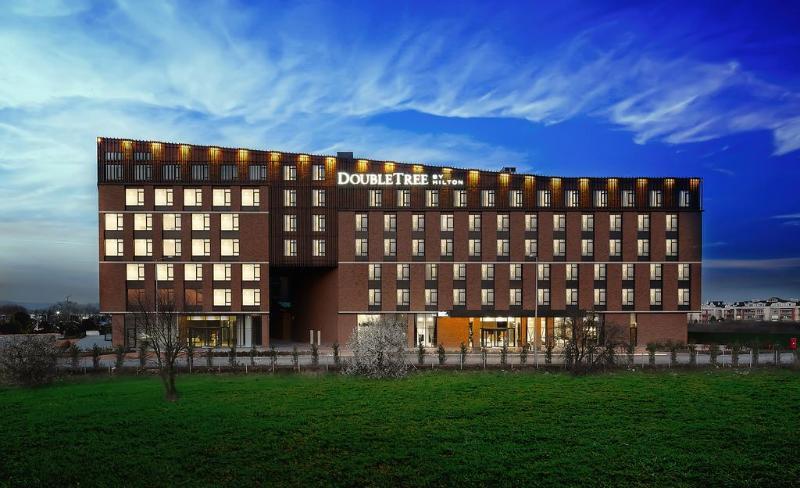 Doubletree By Hilton Kocaeli Hotel Екстериор снимка